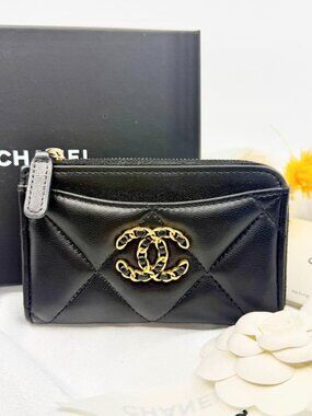 Chanel 19 Fragment Case Card